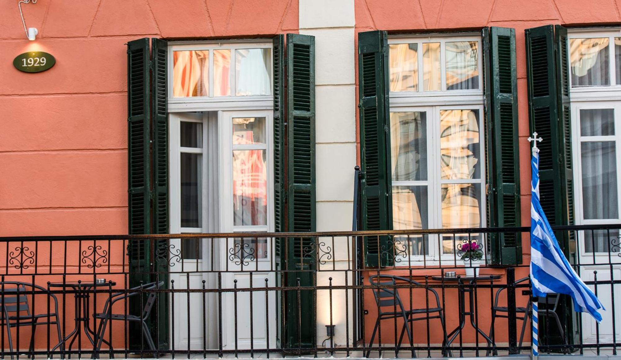 Old Town Inn Кавала Екстериор снимка